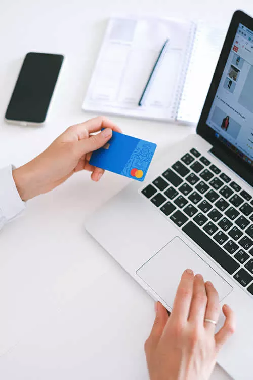 NON BASTA ADATTARE IL SITO: BISOGNA PROGETTARLO PER IL MOBILE.
