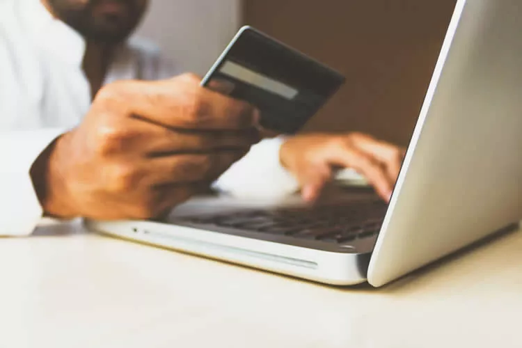 UN E-COMMERCE COSTRUITO SUL TUO MODELLO DI BUSINESS.